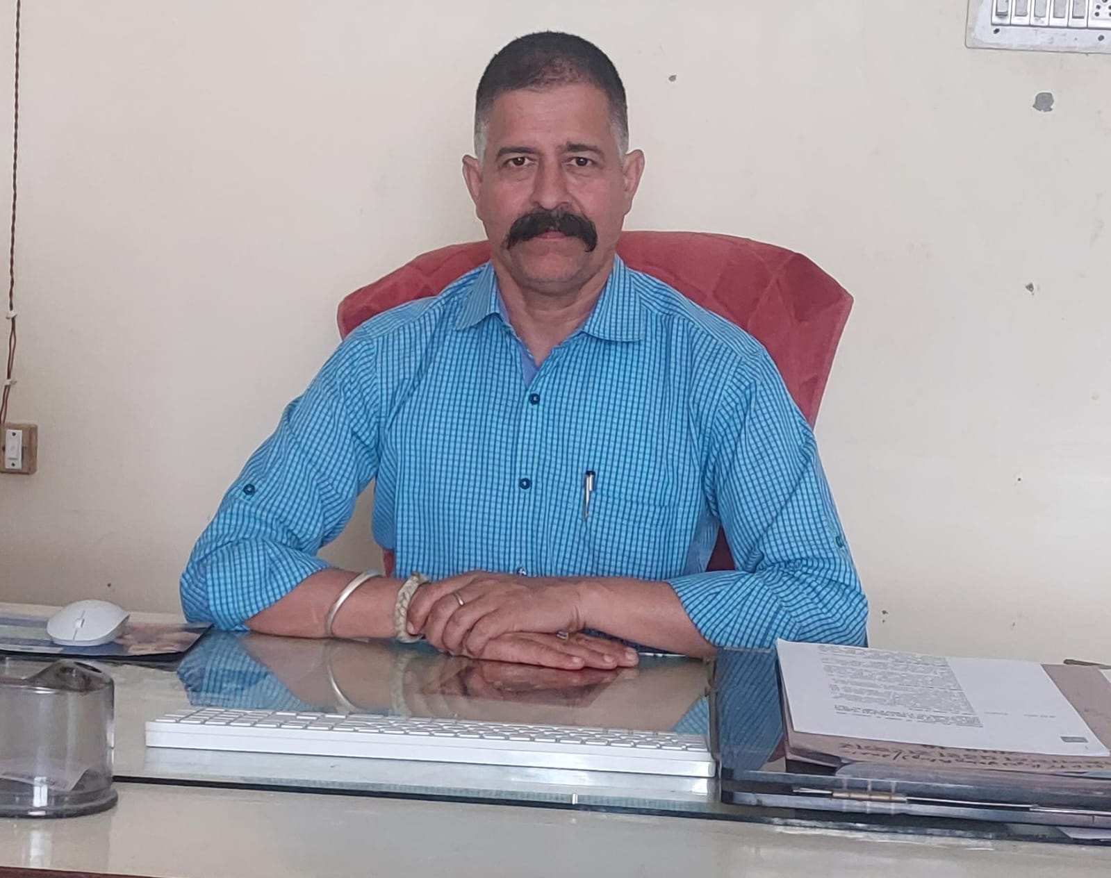 Sh. Kham Chand